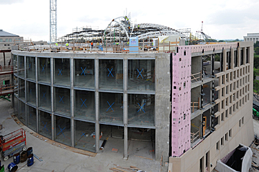constructing the concrete facade on the Institute of Peace